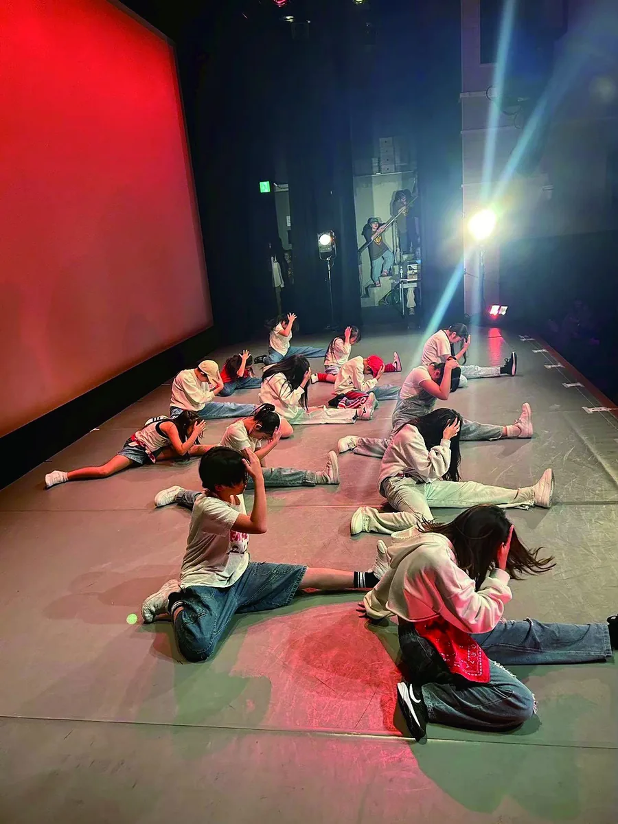 COLOR'Sのダンス